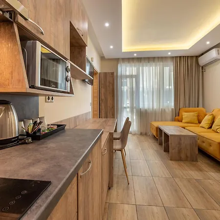 Perla First Line Apartment